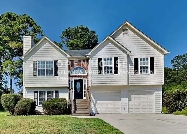 Property at 71 Farm St, Hiram, GA, 30141, 5 beds, 3 baths, [object Object]
