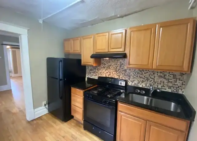 Property at 744 Simon Ave Unit 4, St Paul, MN, 55117, 1 bed, 1 bath, [object Object]