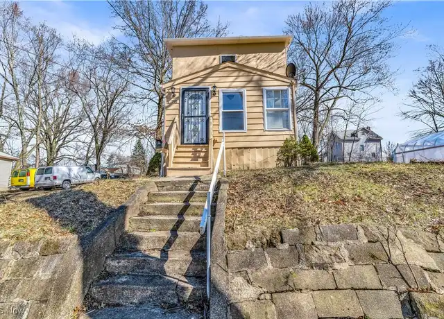 Property at 791 Allyn St, Akron, OH, 44311, 3 beds, 1 bath, [object Object]