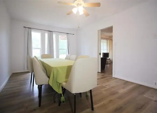 Property at 9137 White Oak Dr, Conroe, TX, 77384, 3 beds, 1.5 baths, [object Object]