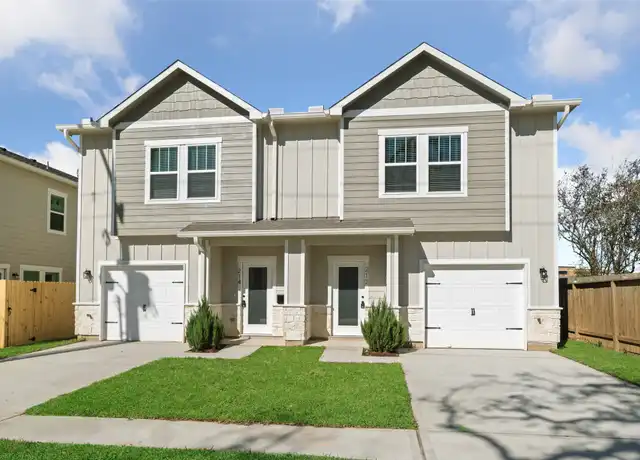 Property at 212 W Lewis St, Conroe, TX, 77301, 3 beds, 2.5 baths, [object Object]