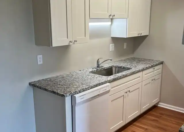 Property at 940 E 16th St Unit 201, Schuyler, NE, 68661, 2 beds, 2 baths, [object Object]