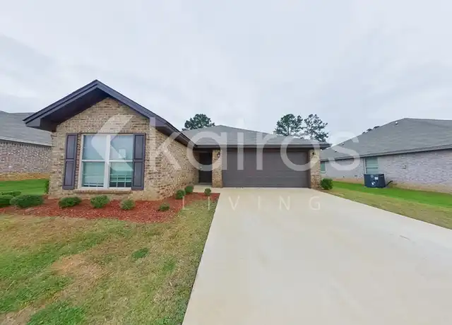 Property at 171 Nottingham Way, Elmore, AL, 36025, 4 beds, 2 baths, [object Object]