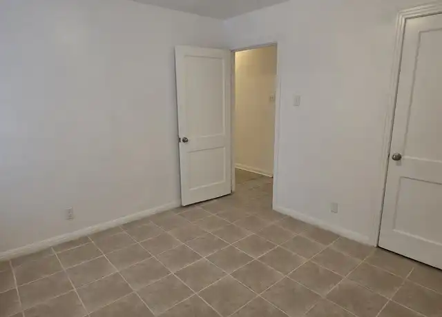 Property at 2715 Terrace Dr, Killeen, TX, 76543, 2 beds, 1 bath, [object Object]