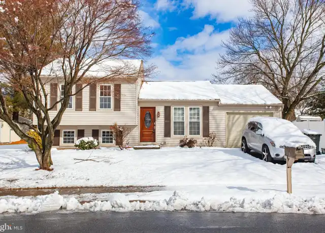 Property at 105 Pulte Rd, Lancaster, PA, 17601, 3 beds, 2 baths, [object Object]