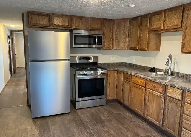 Property at 4664 U.S. 30 Unit 104, Kearney, NE, 68845, 3 beds, 1 bath, [object Object]