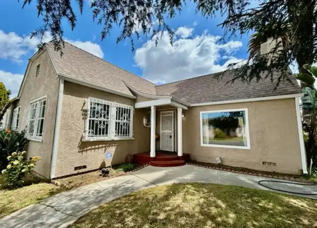 Property at 2059 W 78th St, Los Angeles, CA, 90047, 2 beds, 1 bath, [object Object]