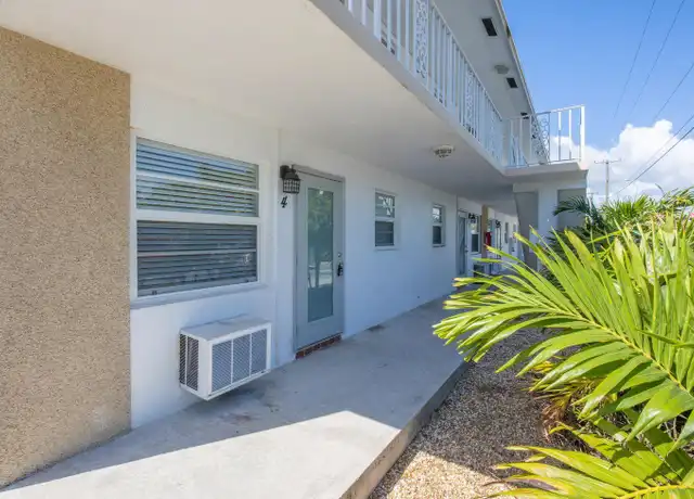 Property at 330 N J St #4, Lake Worth Beach, FL, 33460, 1 bed, 1 bath, [object Object]