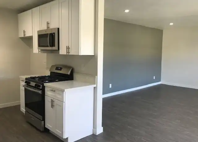 Property at 6744 Woodley Ave Unit 21, Van Nuys, CA, 91406, 2 beds, 2 baths, [object Object]