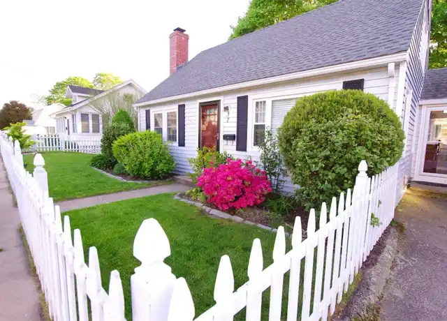 Property at 7 Westminster St, Westerly, RI, 02891, 3 beds, 2 baths, [object Object]