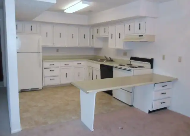Property at 100 Tonto Trl Unit 02 215, Lafayette, IN, 47905, 1 bed, 1 bath, [object Object]