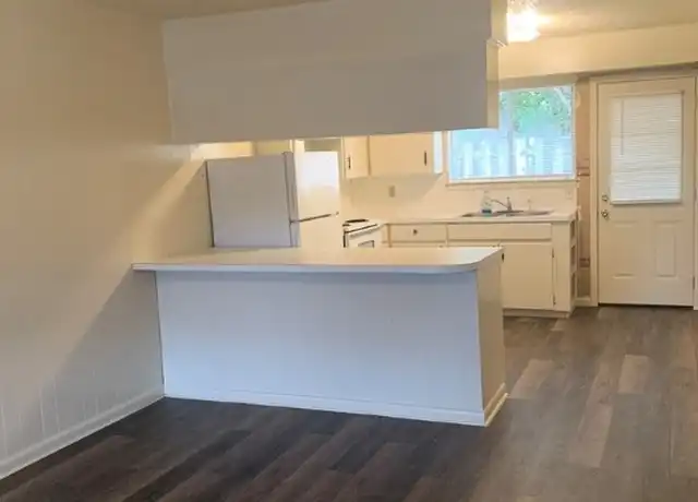 Property at 908 Emile St Unit 6, Bastrop, TX, 78602, 2 beds, 1 bath, [object Object]