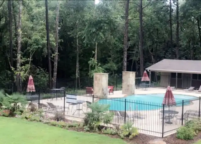 Property at 2400 Shiloh Rd, Tyler, TX, 75703, 2 beds, 1.5 baths, [object Object]