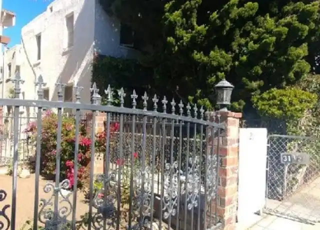 Property at 31 Clubhouse Ave, Venice, CA, 90291, 1 bed, 1 bath, [object Object]