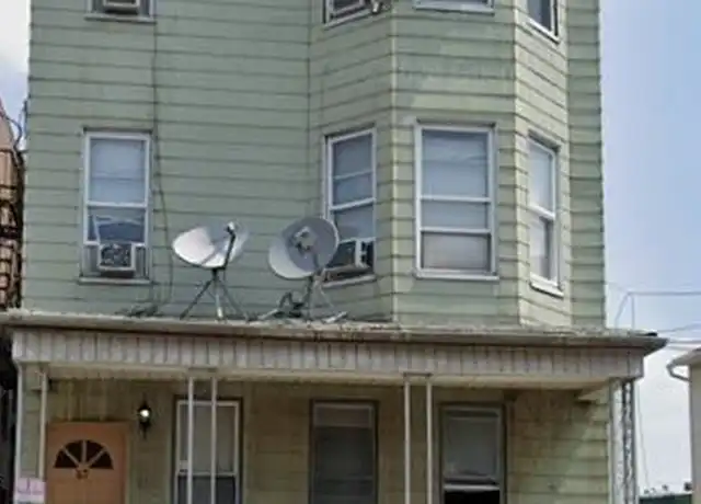 Property at 67 Andrew St Unit 1F, Bayonne, NJ, 07002, 2 beds, 1 bath, [object Object]