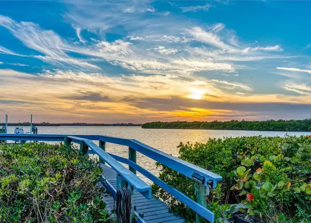Property at 226 Indian River Dr, Vero Beach, FL, 32963, 2 beds, 2 baths, [object Object]