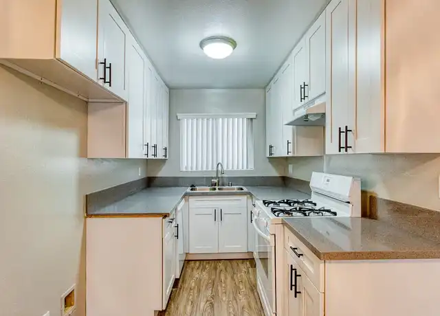 Property at Myrtle Street Apartments - 360 Myrtle St, Glendale, CA, 91203, 1 bed, 1 bath, [object Object]