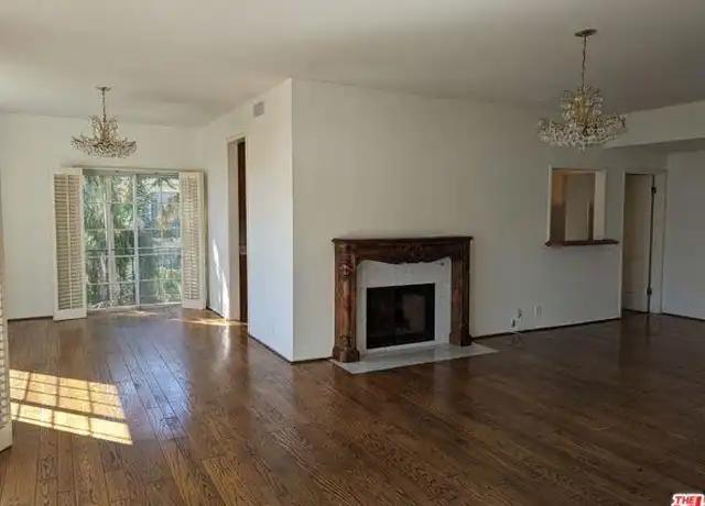 Property at 100 N Wetherly Dr Unit 3D, Los Angeles, CA, 90048, 2 beds, 2 baths, [object Object]