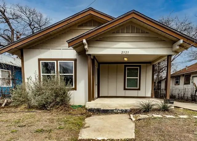 Property at 2525 E Houston St, San Antonio, TX, 78202, 3 beds, 2 baths, [object Object]