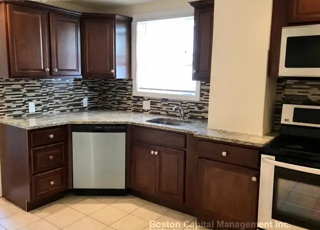Property at 78 Malden St Unit 2, Everett, MA, 02149, 3 beds, 1 bath, [object Object]