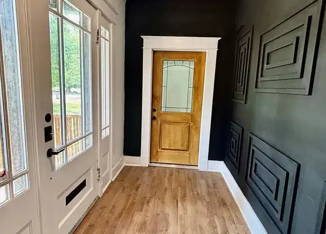 Property at 505 Arnold Ave Unit B, Greenville, MS, 38701, 2 beds, 2 baths, [object Object]