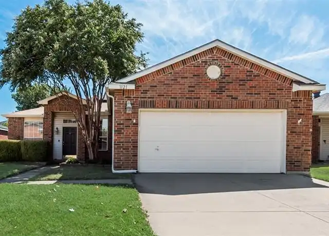 Property at 1121 Wabash Ct, Saginaw, TX, 76131, 3 beds, 2 baths, [object Object]