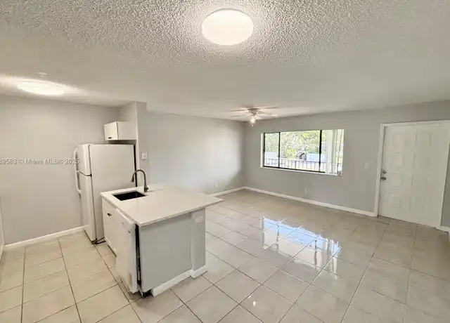 Property at 1822 Meadows Cir #1822, Boynton Beach, FL, 33436, 1 bed, 1 bath, [object Object]