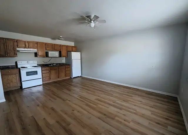 Property at 575 Heber Springs Rd Unit 11, Batesville, AR, 72501, 1 bed, 1 bath, [object Object]
