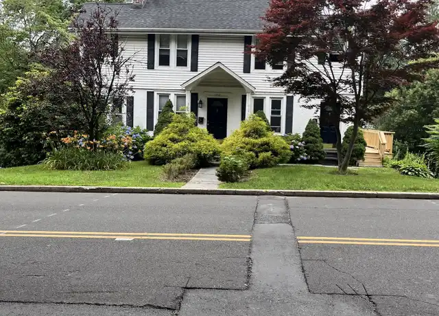 Property at 1312 Hope St Unit 2, Stamford, CT, 06907, 4 beds, 2 baths, [object Object]