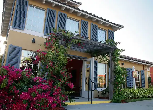 Property at Beachside Apartments - 160 A1A Jimmy Buffett Memorial Hwy, Satellite Beach, FL, 32937, 1-3 bed, 1-2 bath, [object Object]