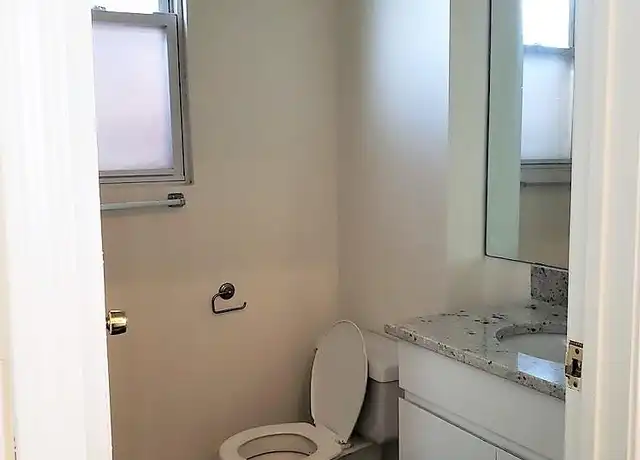Property at 2638 N Halsted St, Chicago, IL, 60614, 4 beds, 2 baths, [object Object]