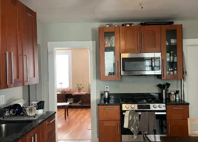 Property at 273 Cardinal Medeiros Ave Unit 2, Cambridge, MA, 02141, 3 beds, 1 bath, [object Object]