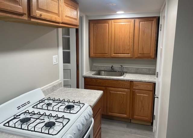 Photo of 18006 Wentworth Ave Unit 2, Lansing, IL 60438