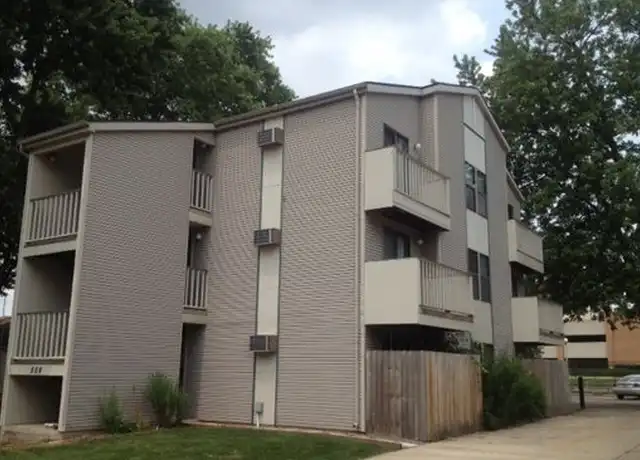 Property at 508 W Griggs St, Urbana, IL, 61801, 1 bed, 1 bath, [object Object]