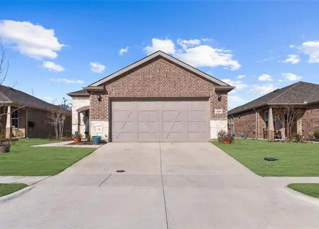 Property at 825 Hidden Eddy Dr, McKinney, TX, 75071, 2 beds, 2 baths, [object Object]