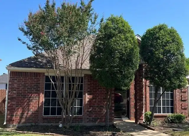 Property at 541 Valley View Dr, Lewisville, TX, 75067, 3 beds, 2 baths, [object Object]