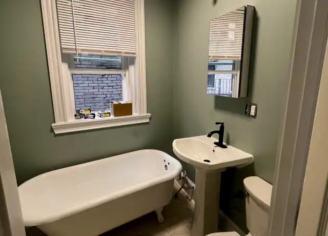 Property at 55 Park Dr Unit 10, Boston, MA, 02215, 2 beds, 1 bath, [object Object]