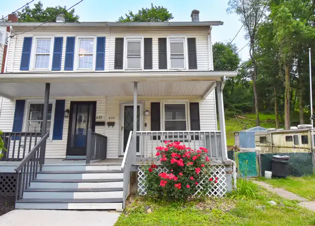 Property at 639 S Main St, Bangor, PA, 18013, 3 beds, 1.5 baths, [object Object]