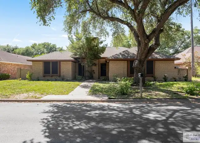 Property at 5009 N 5th St, McAllen, TX, 78504, 3 beds, 2 baths, [object Object]