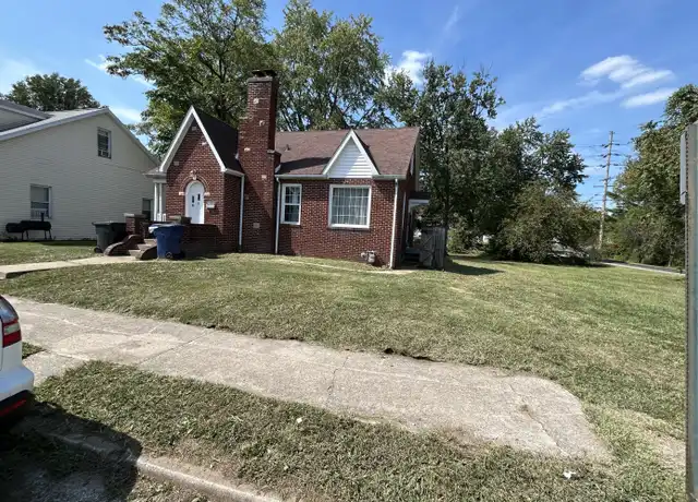 Property at 915 N Charles St, Belleville, IL, 62220, 3 beds, 1 bath, [object Object]