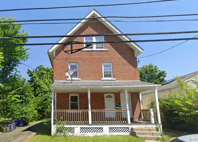 Property at 144 Burnham St Unit 2, Hartford, CT, 06112, 3 beds, 2 baths, [object Object]