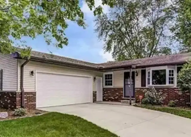 Property at 108 Sorrento Villa, Springfield, IL, 62703, 3 beds, 2 baths, [object Object]