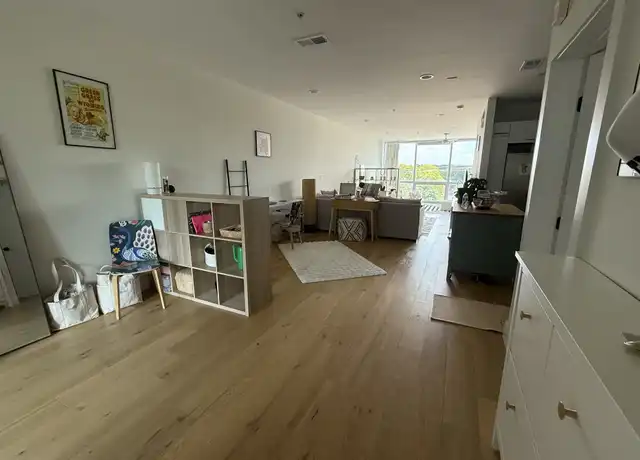 Property at 2906 S 1st St #305, Austin, TX, 78704, 0 beds, 1 bath, [object Object]