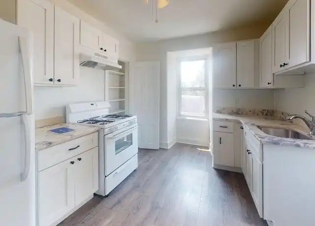 Property at 127 Saude Ave Unit FRONT, Essington, PA, 19029, 2 beds, 1 bath, [object Object]