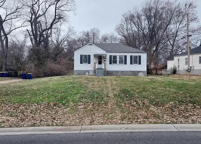 Property at 3525 Eastridge Ln, Saint Ann, MO, 63074, 4 beds, 1 bath, [object Object]