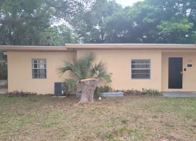 Property at 569 White St, Daytona Beach, FL, 32114, 5 beds, 3 baths, [object Object]