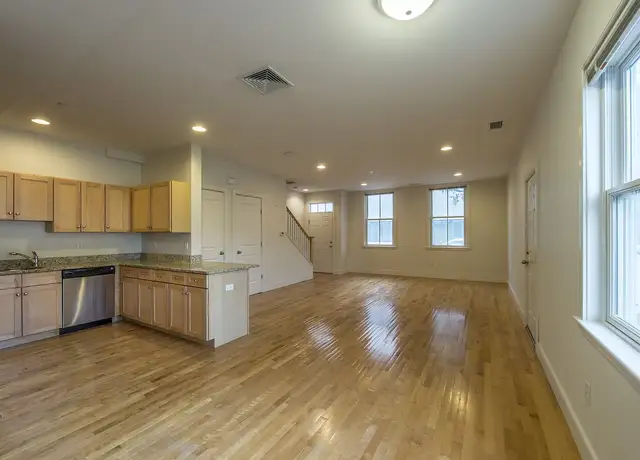 Photo of 110 Second St, Cambridge, MA 02141