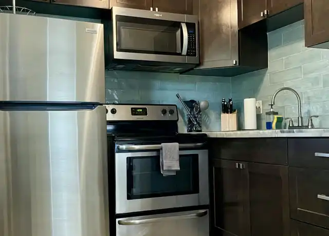 Property at 408 SE 12th Ct Unit 4, Fort Lauderdale, FL, 33316, 2 beds, 1 bath, [object Object]