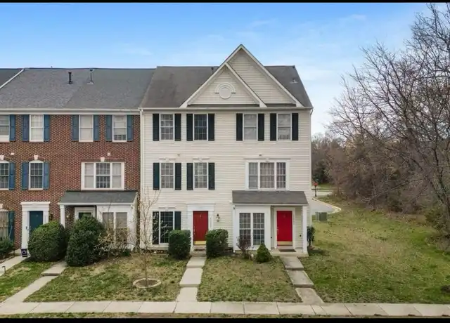 Property at 42804 Pilgrim Sq, Chantilly, VA, 20152, 3 beds, 2.5 baths, [object Object]