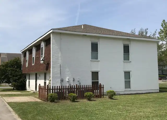 Property at 4523 Alvin Dark Ave, Baton Rouge, LA, 70820, 1 bed, 1 bath, [object Object]